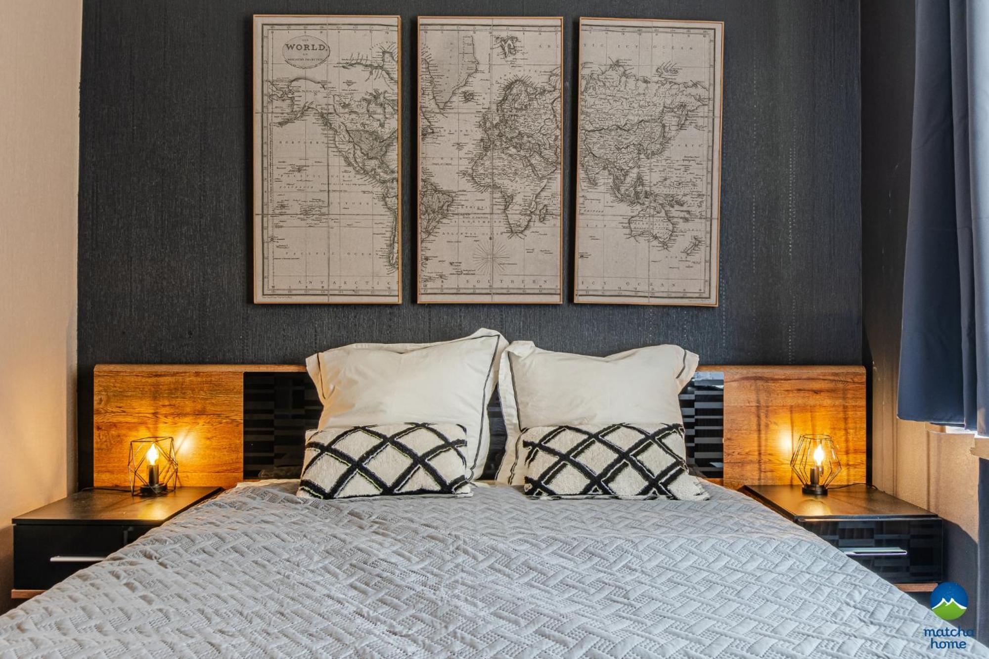 1 & 4 Appts - 1 A 4 Lits - 1 A 7 Pers - Max 25 Pers - 1 Immeuble - Confort, Flexibilite ------ - 1 & 4 Apts - 1 To 4 Beds - 1 To 7 Guests - Up To 25 - Same Building -- Cattenom