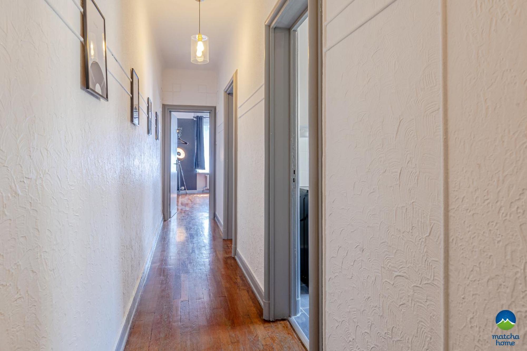 Appartement 1 & 4 Appts - 1 A 4 Lits - 1 A 7 Pers - Max 25 Pers - 1 Immeuble - Confort, Flexibilite ------ - 1 & 4 Apts - 1 To 4 Beds - 1 To 7 Guests - Up To 25 - Same Building -- Cattenom Hayange